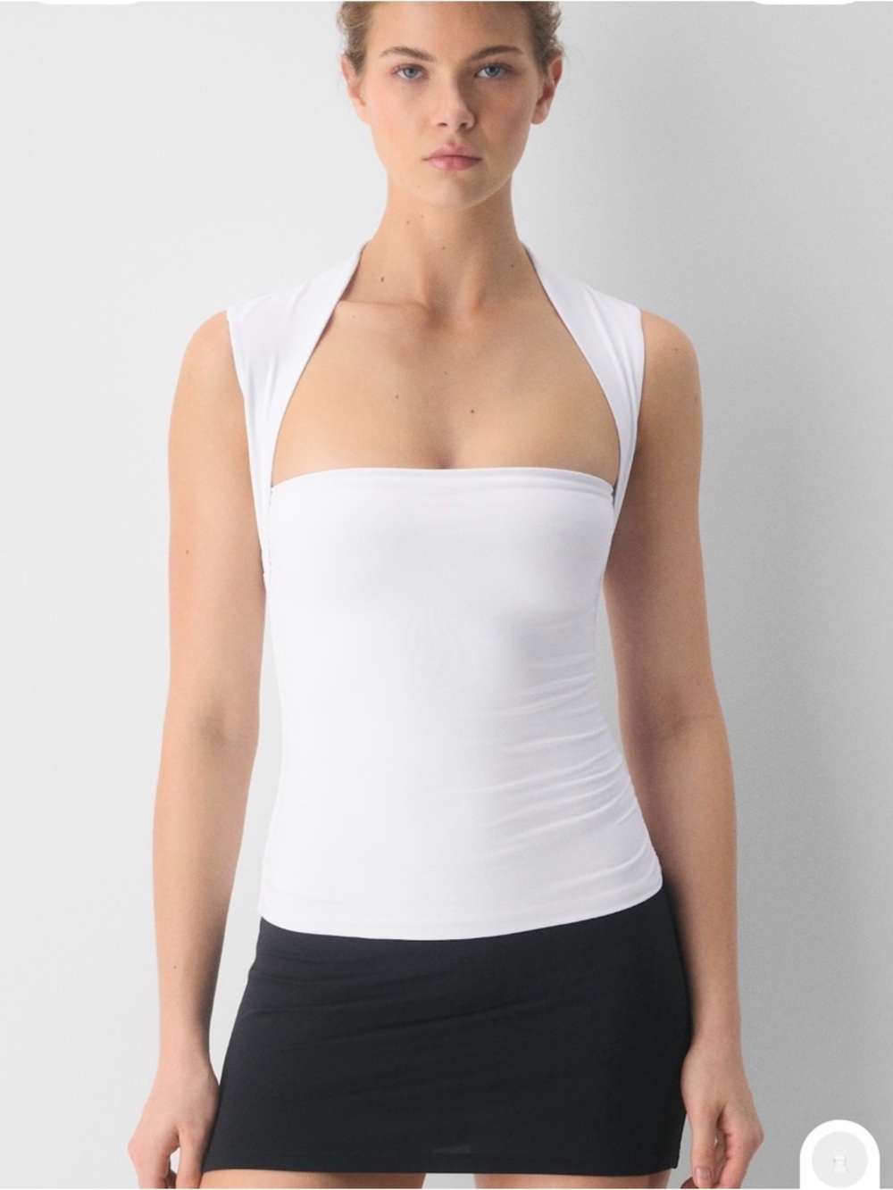 Aritzia Contour Flourish Top